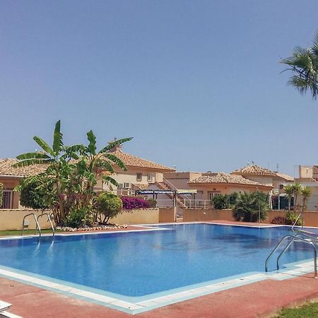 Cozy Home In Orihuela Costa With Kitchen Dehesa de Campoamor  Zewnętrze zdjęcie